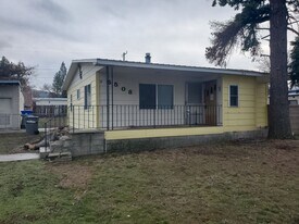 6508 E 6th Ave in Spokane Valley, WA - Building Photo