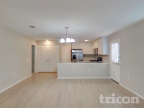 7319 Rosada Way in San Antonio, TX - Building Photo - Building Photo