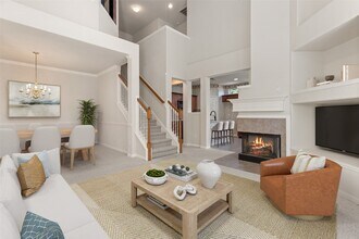 7906 Glenn Cliff Dr in Houston, TX - Foto de edificio - Building Photo