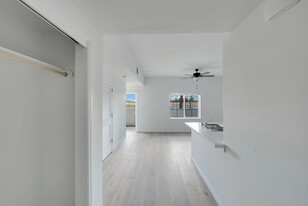 2030 Millennium Wy in Hanford, CA - Building Photo