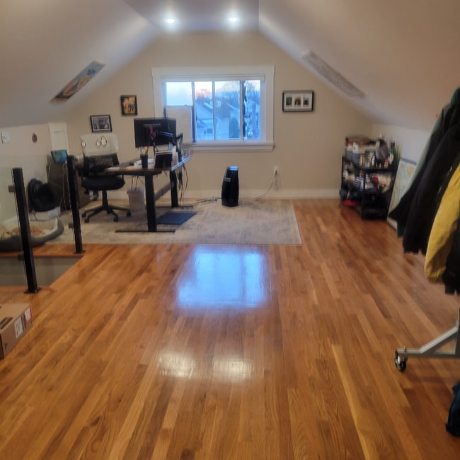 0 Poole St, Unit 2 in Medford, MA - Foto de edificio - Building Photo