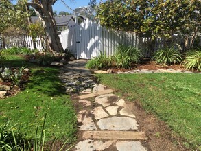 2279 Manchester Ave in Encinitas, CA - Building Photo - Building Photo
