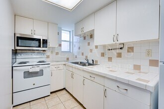 517 University Blvd in Daytona Beach, FL - Building Photo - Building Photo