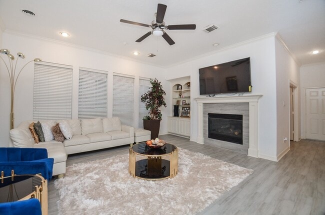 property at 13511 Brookbluff Ln