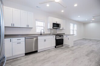 2113 N Bingham St in Chicago, IL - Building Photo - Building Photo