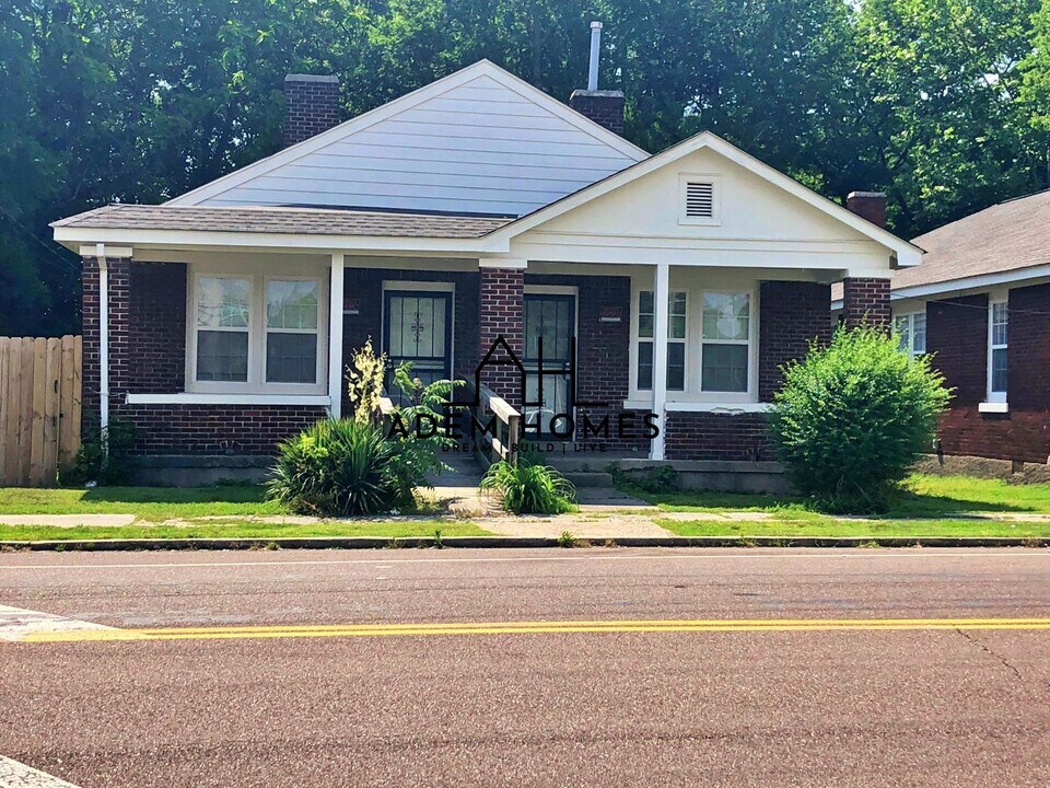 649 Walnut St in Memphis, TN - Building Photo