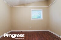 2351 Pinewood Dr photo'