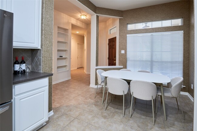 property at 22 W Greenhill Terrace Pl