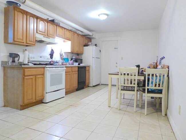 1682 Commonwealth Ave, Unit 1