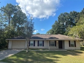 8 Redwood Track Run in Ocala, FL - Building Photo