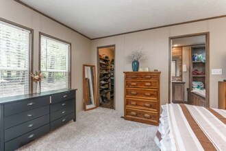 1225 Holbert Cemetery Rd in Sevierville, TN - Foto de edificio - Building Photo