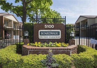 5100 Verde Valley Ln in Dallas, TX - Building Photo - Building Photo