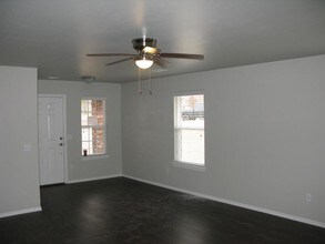 11649 Royal Coach Dr in Yukon, OK - Building Photo - Building Photo