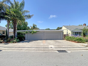 929 Liberty St in El Cerrito, CA - Foto de edificio - Building Photo