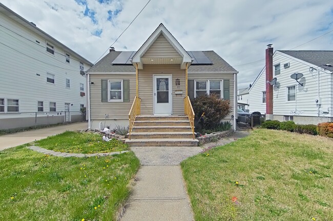 property at 82 Huron Ave
