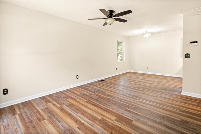 12 West St in Asheville, NC - Building Photo - Building Photo