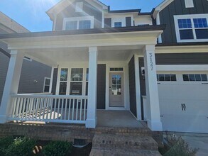 3127 Armeria Dr, Unit Down in Apex, NC - Foto de edificio - Building Photo