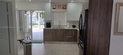 6231 Mayo St in Hollywood, FL - Building Photo - Building Photo