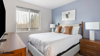 17500 25th Ave NE, Unit MM203 in Marysville, WA - Building Photo - Building Photo