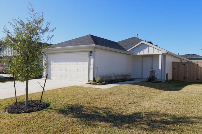 14320 Leafy Willow Dr in Splendora, TX - Building Photo - Building Photo