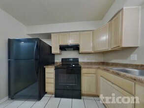 1824 W Cheyenne Dr in Chandler, AZ - Building Photo - Building Photo