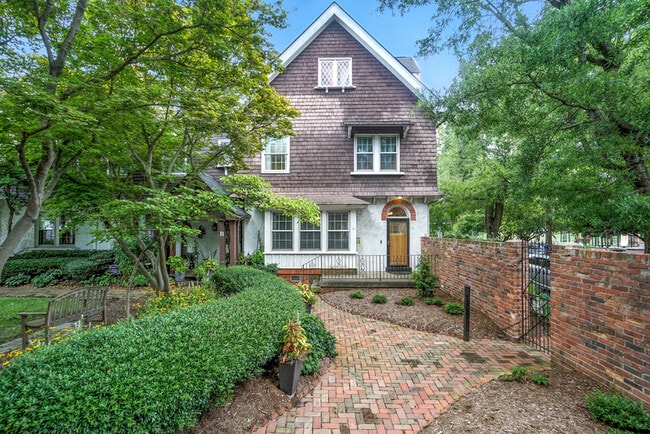 property at 700 Raleigh Ave