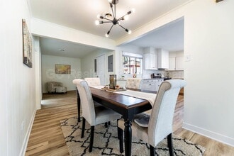 111 Nashua St in Park Forest, IL - Building Photo - Building Photo