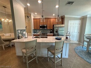 17986 Bonita National Blvd in Bonita Springs, FL - Foto de edificio - Building Photo
