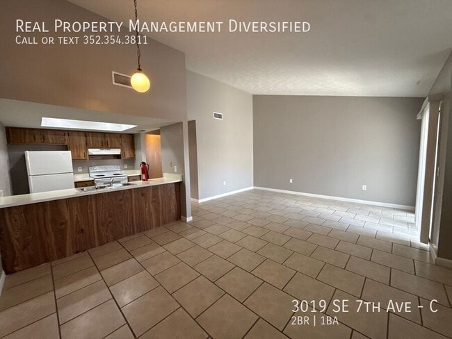 3019 SE 7th Ave in Ocala, FL - Foto de edificio - Building Photo