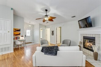 880 Sterling Way in Pensacola, FL - Building Photo - Building Photo