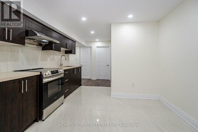 property at 20 Hubbell Rd