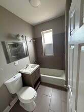 3534 W Diversey Ave in Chicago, IL - Building Photo - Building Photo