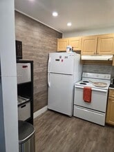 9320 Fontainebleau Blvd in Miami, FL - Building Photo - Building Photo