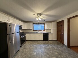 45 Prescott St, Unit 1 in Somerville, MA - Building Photo