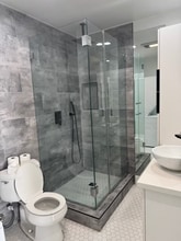 5646 Woodman Ave in Los Angeles, CA - Building Photo - Building Photo