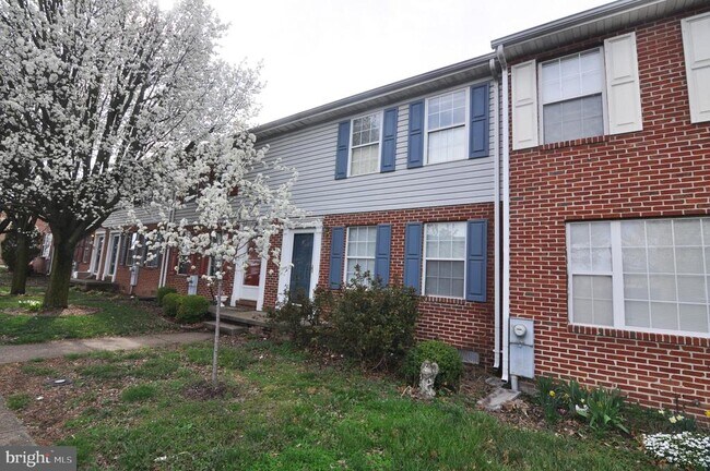 215 Banbury Terrace in Winchester, VA - Building Photo - Building Photo