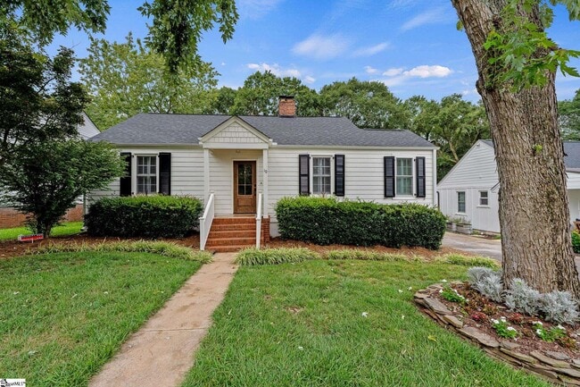 10 Long Hill St