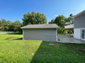 241 Madison Ave in Glen Carbon, IL - Building Photo - Building Photo