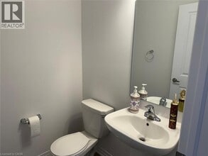 97 Manuel St in Stratford, ON - Building Photo - Building Photo