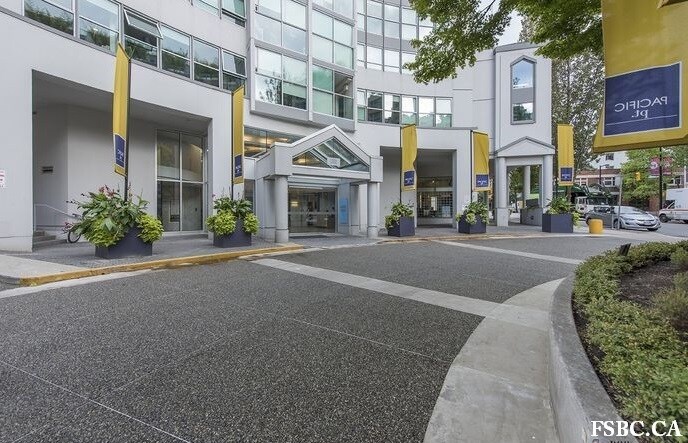 1388 Homer St in Vancouver, BC - Building Photo