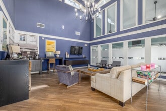 The Granite at Porpoise Bay in Daytona Beach, FL - Foto de edificio - Lobby