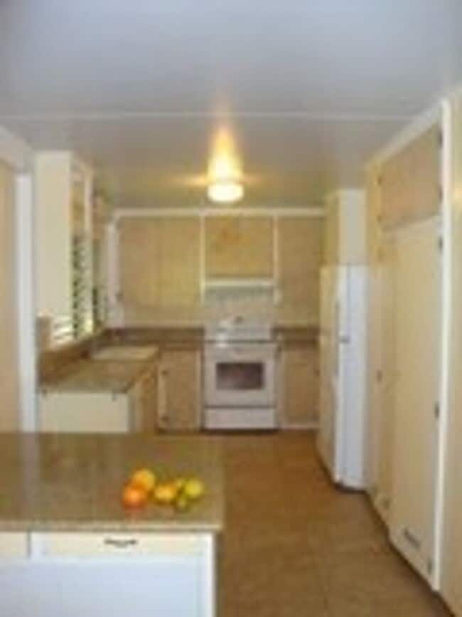 988 Ulele St in Makawao, HI - Building Photo - Building Photo