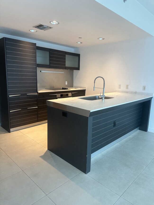 property at 200 Biscayne Boulevard Way
