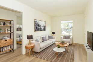 4430 Haines St in San Diego, CA - Building Photo