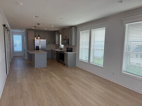 4208 Long Lake Way in Ellenton, FL - Building Photo - Building Photo