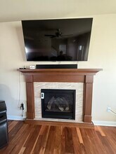241 S Longfield Dr in Sun Prairie, WI - Foto de edificio - Building Photo