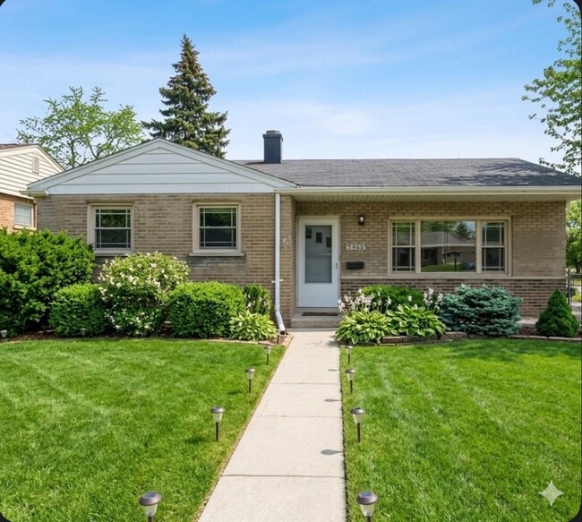 property at 5441 Benton Ave