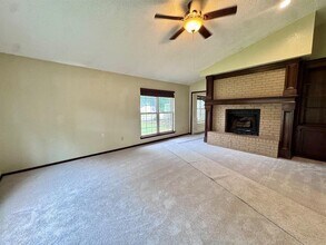 1037 NW 166th St in Edmond, OK - Building Photo - Building Photo