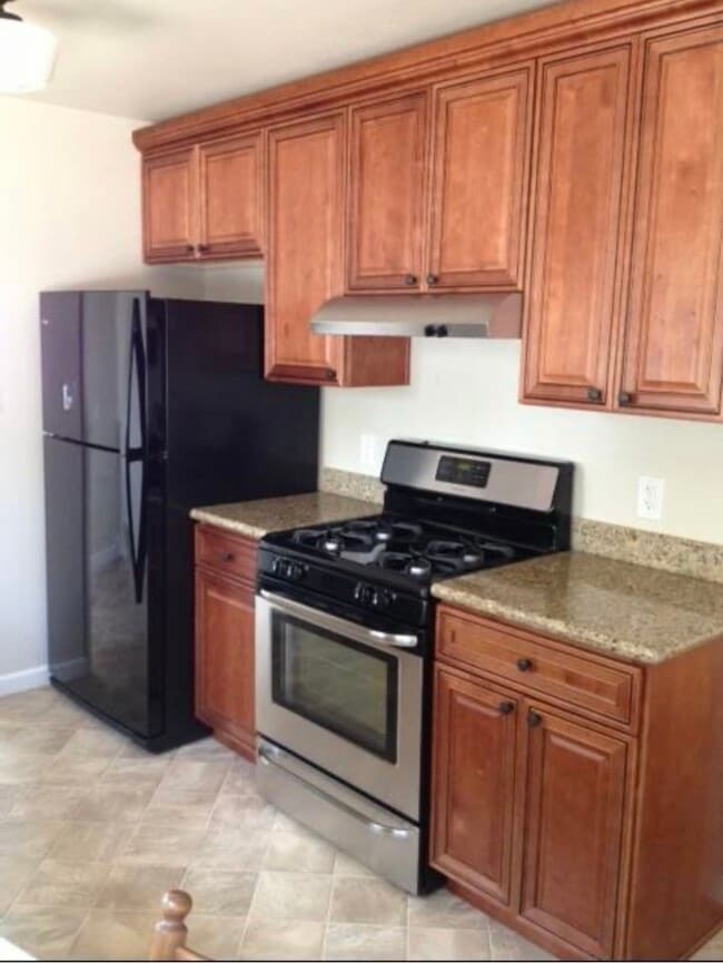 1195 Santa Ana St, Unit DUPLEX