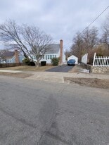 2520 Madison Ave in Bridgeport, CT - Building Photo